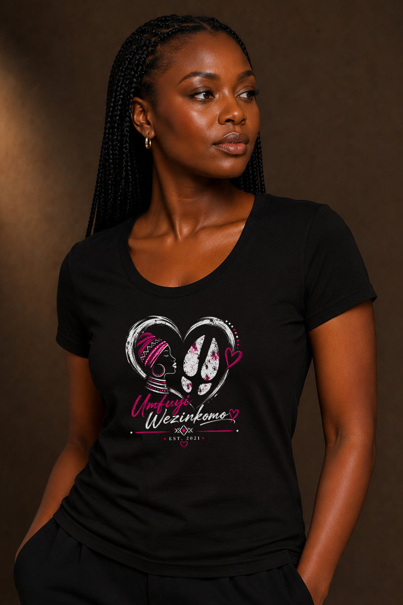 Ladies -Scoop Neck Tee: The heart of Africa